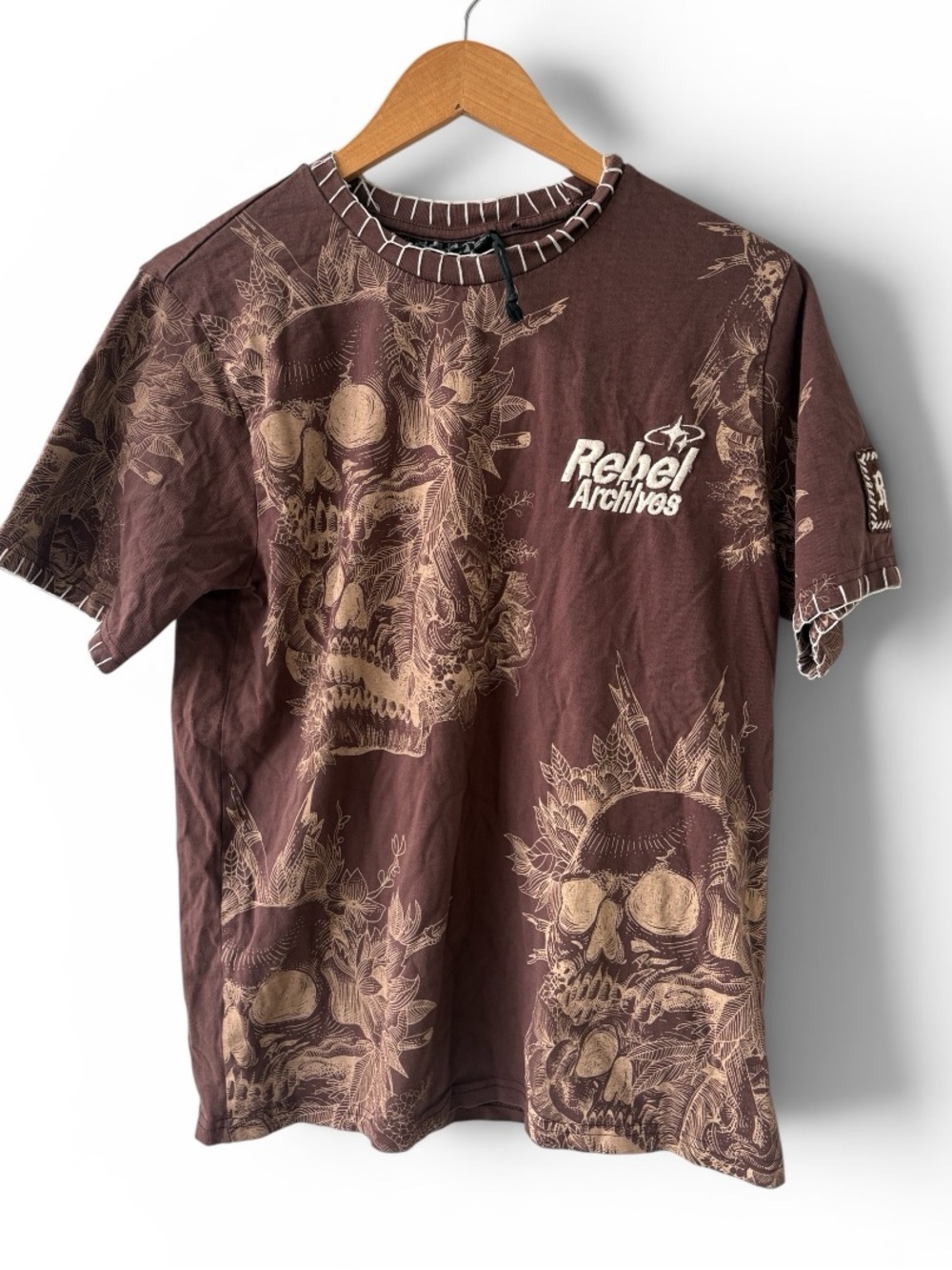Rebel Vengeance Rebel Archives Skull Graphic Tee Brown  Men’s Medium